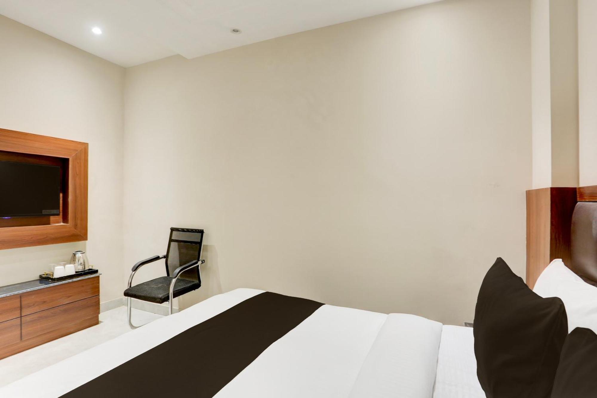 Super Townhouse Taj Nagri Phase 2 Formerly Grand Rivera Tājganj エクステリア 写真